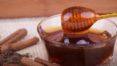 Napitak od meda i cimeta dobar za grip thumb1.jpg