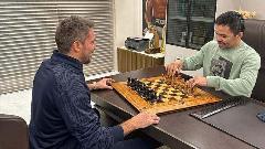 Poceko i Pakjao igrali šah u Manili thumb1.jpg