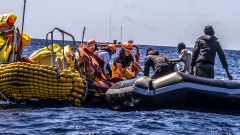 U brodolomu kod Tunisa poginulo 12 migranata  thumb1.jpg