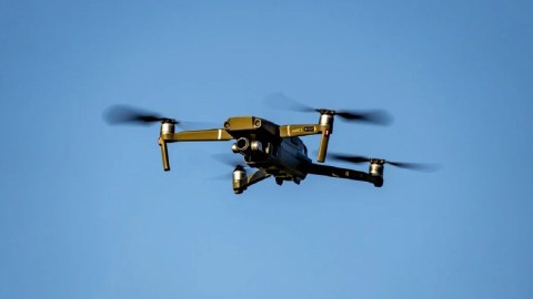 Ukrajina u napadu dronovima uništila više od 40 ruskih aviona thumb2.jpg