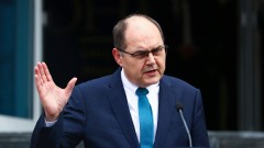 Mediji: Šmit odlazi iz BiH u prvoj polovini naredne godine thumb1.jpg