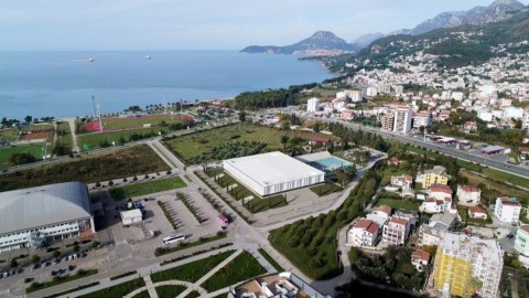Opština Bar obezbijedila besplatan boravak na moru za šavničke učenike thumb2.jpg