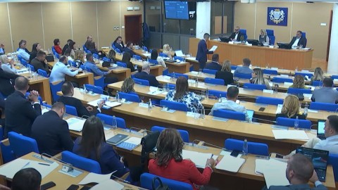 Hotu pun mandat, Sjekloća v.d. direktora Agencije za upravljanje zaštićenim područjima thumb2.jpg