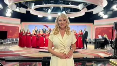 "Naša baština": Zoran Bulatović, Božena Jelušić, Teresa Albano.... thumb2.jpg