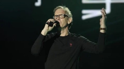 Povratak rock zvuku u stilu Tife i Bebeka: Suvad Terzić objavio novi singl “Na Balkanu” thumb2.jpg