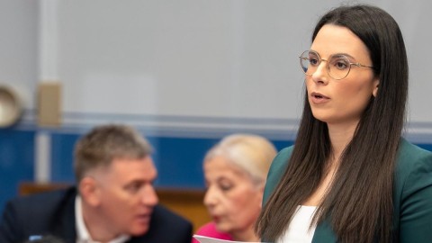 Milatović: EK potvrdila da je vlast zgazila Ustav nasilnim penzionisnjem Đuranović thumb2.jpg