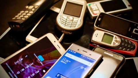 Ovo su modeli zaboravljenih mobilnih telefona koji danas vrijede i do 35.000€ thumb2.jpg