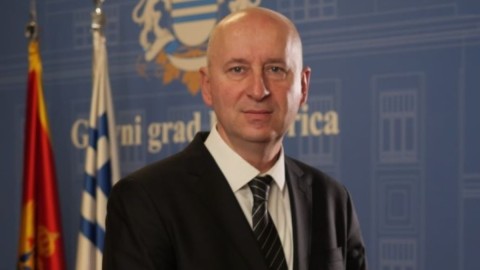 Spalević: Zloupotreba bolovanja u nekim gradskim preduzećima poprima oblike organizovanosti thumb2.jpg