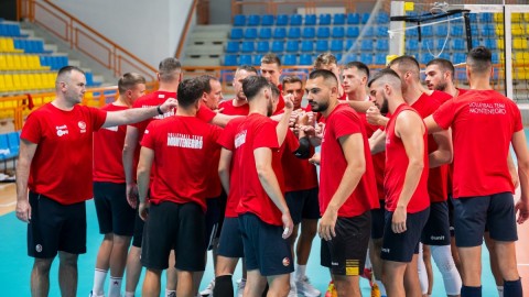 Odbojkaši počeli pripreme za nastavak kvalifikacija: Prilika za mlade igrače da steknu iskustvo thumb2.jpg