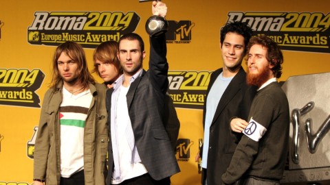 Maroon 5 singlom „California“ zagrijavaju obožavaoce za novi album thumb2.jpg