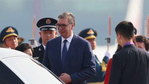 Vučić: U decembru 2026. u Srbiji će biti predstavljen leteći automobil thumb2.jpg