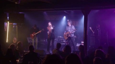 Sunnysiders otkrivaju koncertni live album ‘Sax & Stitches’ thumb2.jpg