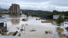 Nevreme u Bosni: Poplave i klizišta odnele najmanje 14 žrtava, prekinuta putna veza Sarajeva sa Mostarom