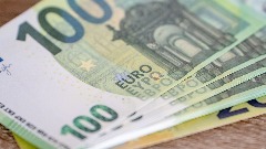 money-g25893dd871280.jpg